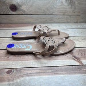 Circus by Sam Edelman Cherri womens Canyon Thong Sandal Beige Almond  Size 8.5